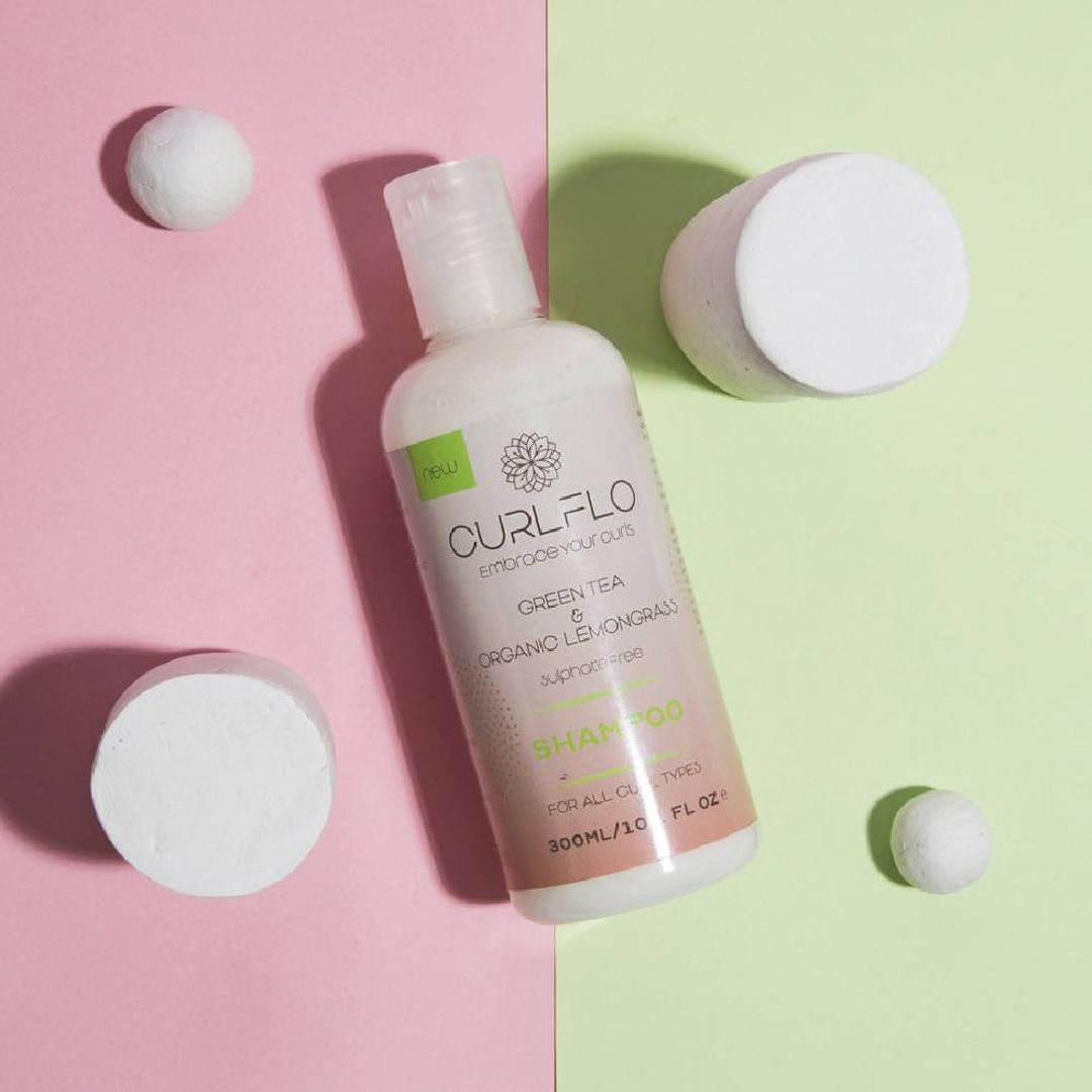 Curl Flo Green Tea And Organic Lemongrass Shampoo - 300ml